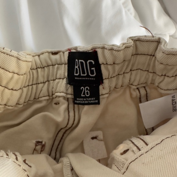 BDG cargo in beige - Picture 3 of 3